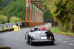 PORSCHE 356 SPEEDSTER competes in 4th section of PC competition at Hase Dam
